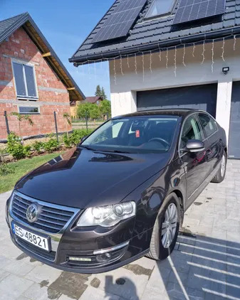 samochody osobowe Volkswagen Passat cena 18500 przebieg: 251800, rok produkcji 2008 z Skierniewice